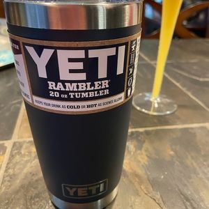 Yeti 20oz tumbler